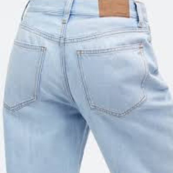 Madewell Low Slung Straight Jeans in Fitzgerald Wash Ripp - Picture 2 of 4